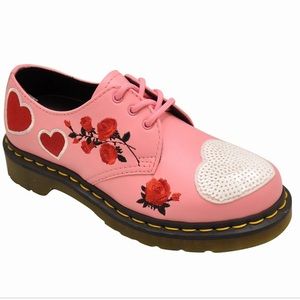 DR MARTENS || 1461 sequin hearts size 5